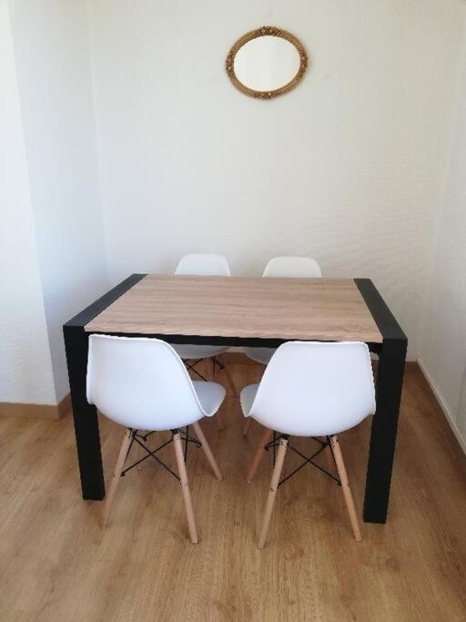 Au Coeur De Dieppe, Au Puits Sale * Dieppe